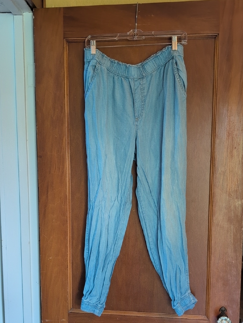 Knox Rose Light Blue Elastic Waist Denim Pants